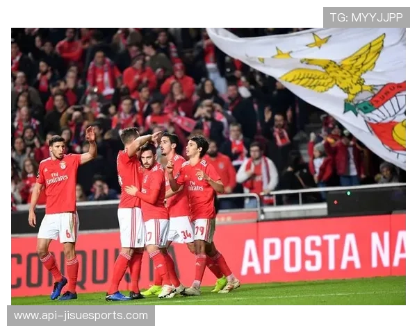 尤文1-1莱切连胜终结，戴维失点+中柱错失绝杀